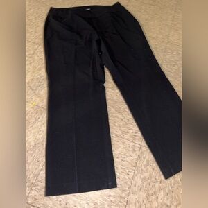 Sz 14 Roz & Ali Black Straight-Leg  Trousers